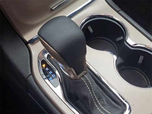 Used 2017 Jeep Grand Cherokee Limited w/ Trailer Tow Group IV image 27