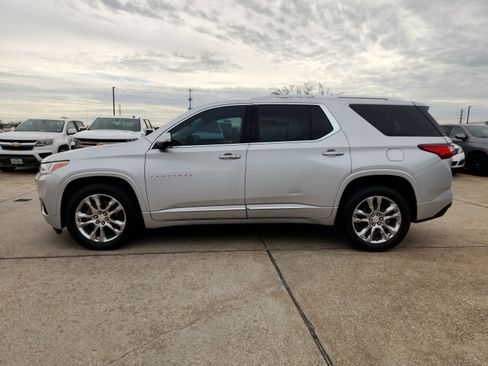 Used 2020 Chevrolet Traverse High Country image 4