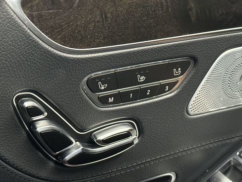 Used 2017 Mercedes-Benz S 550 4MATIC Coupe image 24