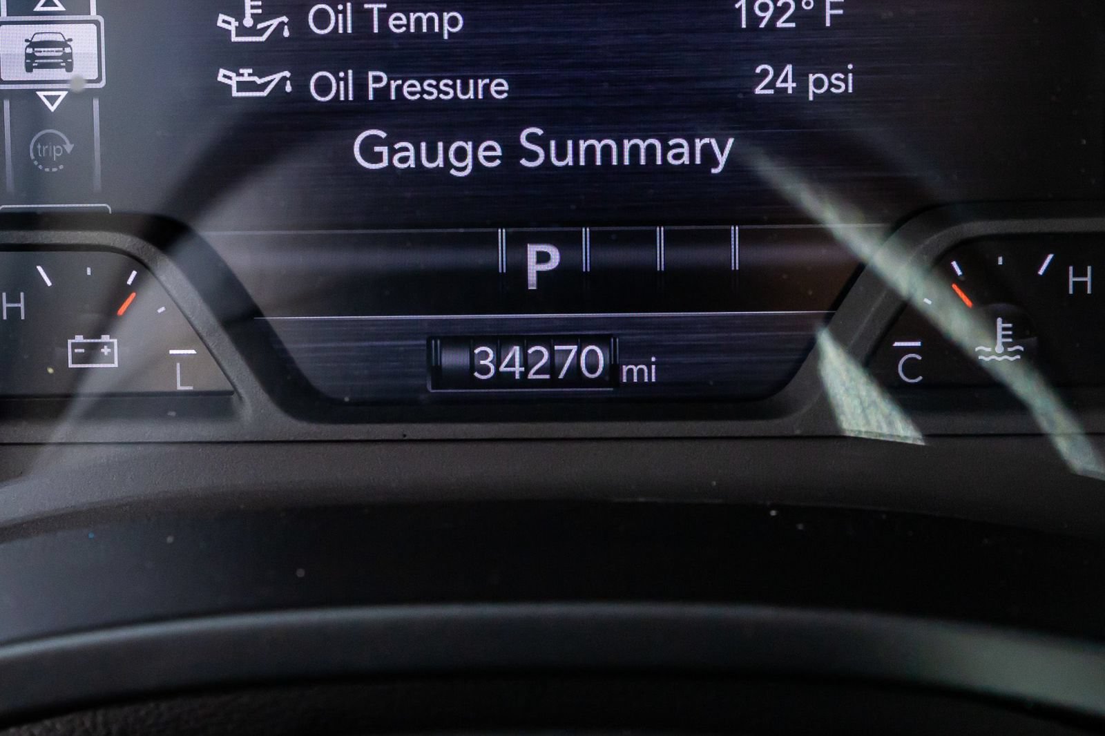 Used 2025 RAM 1500 Laramie AWD/4WD image 21