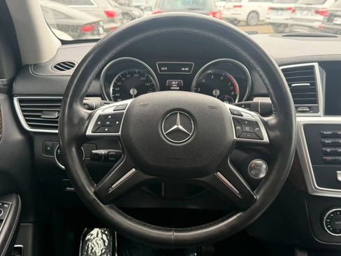 Used 2015 Mercedes-Benz GL 450 4MATIC w/ Parking Assist Package image 21