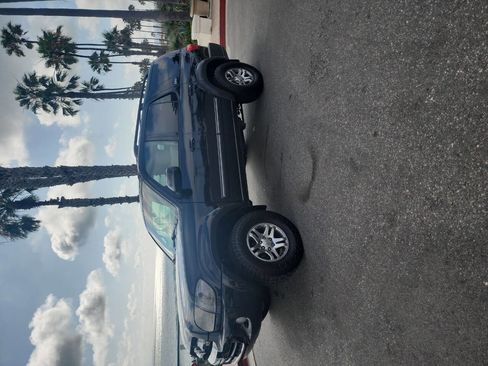 Used 2007 Toyota Sequoia SR5 RWD image 26