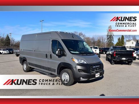 New 2025 RAM ProMaster 3500 w/ Convenience Group image 1