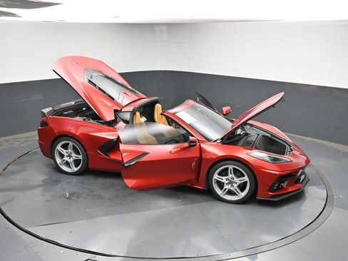 Used 2025 Chevrolet Corvette Stingray Preferred Cpe w/ 2LT RWD image 50