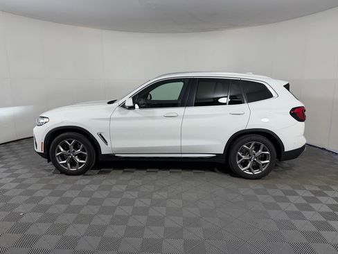 Used 2023 BMW X3 sDrive30i w/ Premium Package image 2