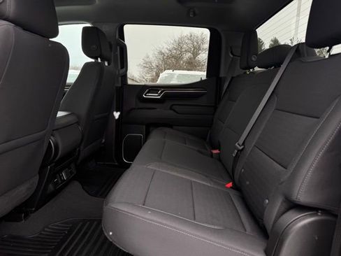 Used 2023 Chevrolet Silverado 1500 LT image 18