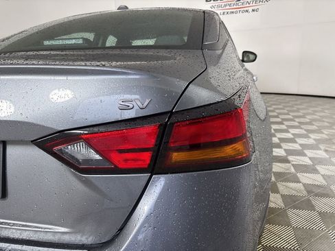 Used 2023 Nissan Altima 2.5 SV w/ SV Premium Package image 33