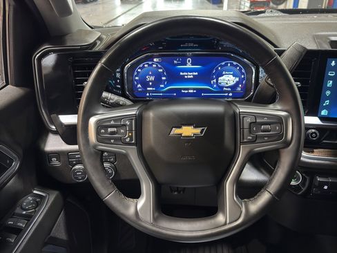 Used 2025 Chevrolet Silverado 1500 LT image 22
