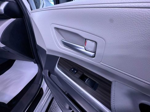 Used 2023 Toyota Sienna Limited AWD/4WD image 37