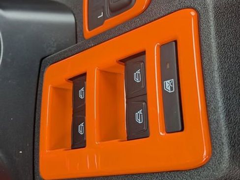 Used 2024 Ford Bronco Badlands image 27