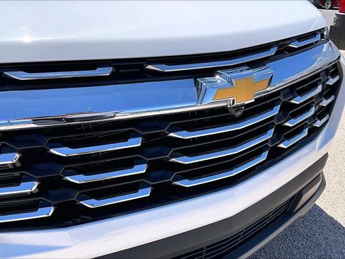 Used 2025 Chevrolet Equinox LT w/ Convenience Package II FWD image 28