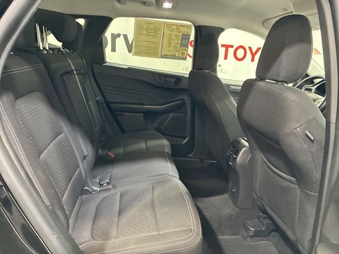 Used 2025 Ford Escape Active AWD/4WD image 16