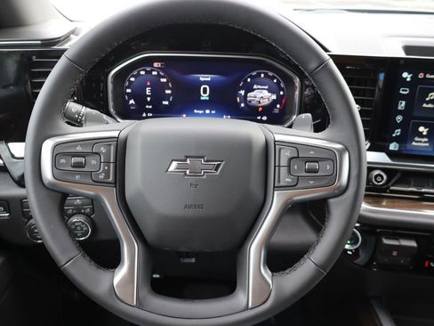 New 2026 Chevrolet Silverado 1500 RST w/ Max Trailering Package AWD/4WD image 7