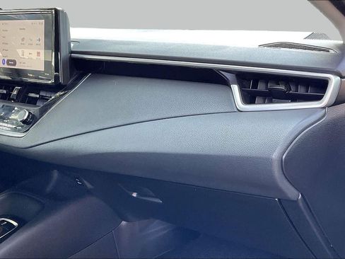 Used 2023 Toyota Corolla LE FWD image 19