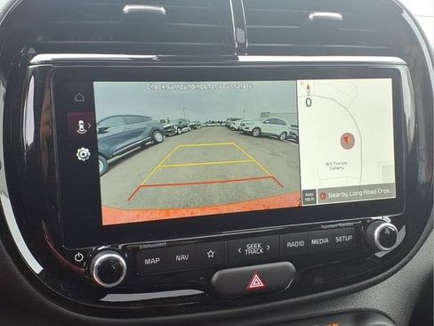 Used 2025 Kia Soul GT-Line w/ GT-Line Technology Package FWD image 9