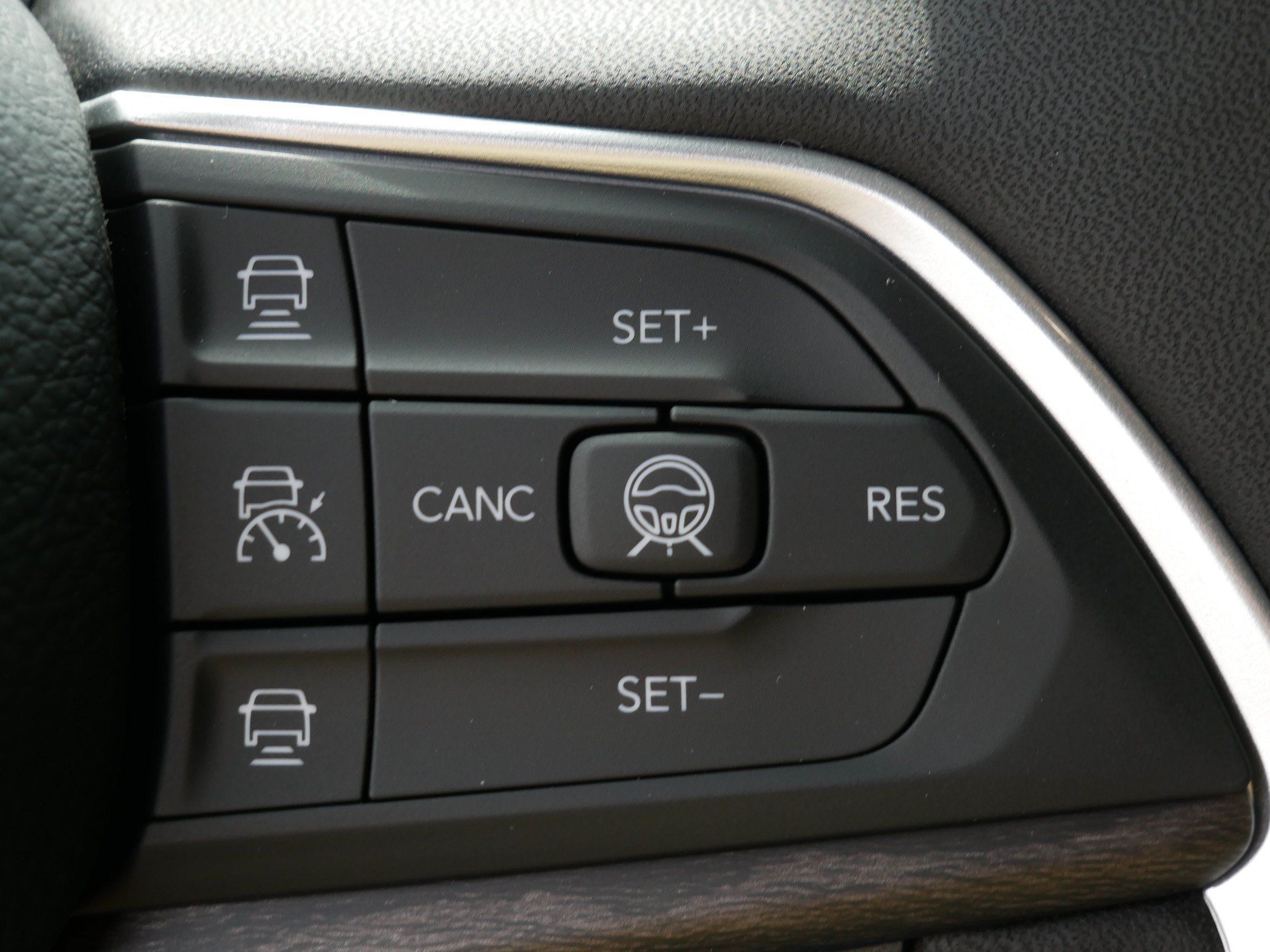 New 2027 Jeep Grand Cherokee Limited AWD/4WD image 16