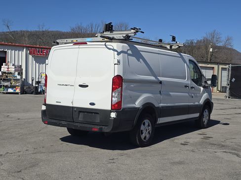Used 2019 Ford Transit 250 130 Low Roof image 5