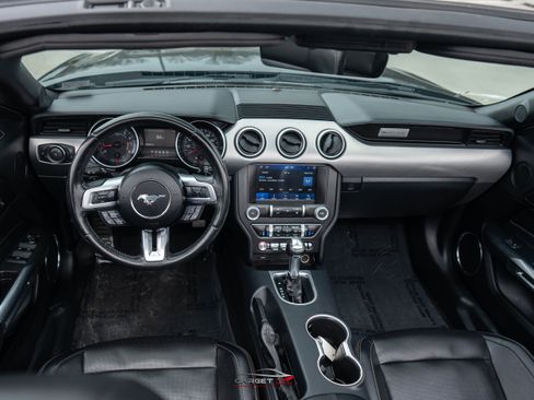 Used 2021 Ford Mustang Premium image 14