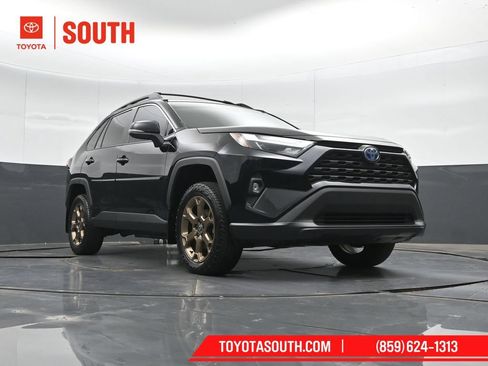 Certified 2024 Toyota RAV4 AWD Hybrid image 38