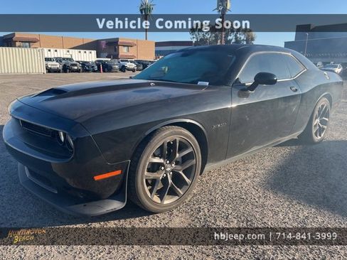 Used 2021 Dodge Challenger R/T w/ Blacktop Package image 1