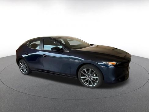 Used 2026 MAZDA MAZDA3 s FWD image 2