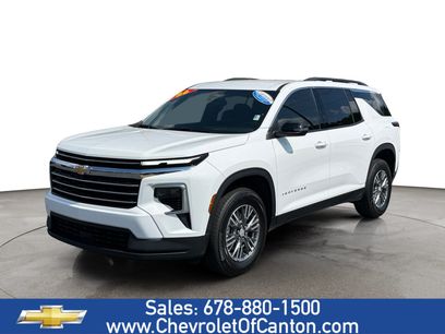 Used 2026 Chevrolet Traverse LT