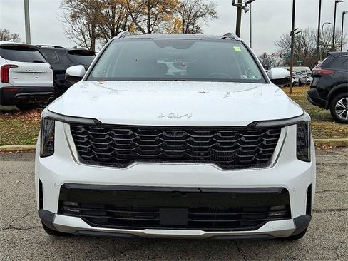 Certified 2025 Kia Sorento SX image 2