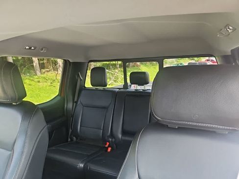 Used 2023 Ford F250 Lariat w/ Lariat Ultimate Package AWD/4WD image 18