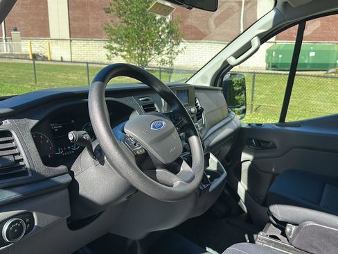 Certified 2025 Ford Transit 250 Low Roof w/ Exterior Upgrade Package RWD image 10
