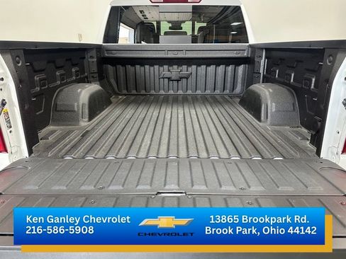 Certified 2026 Chevrolet Silverado 1500 RST w/ Dark Appearance Package AWD/4WD image 19