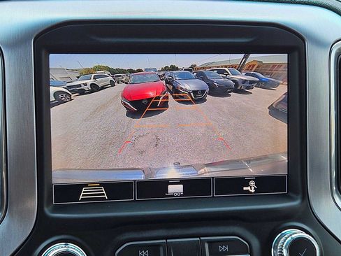 Used 2020 GMC Sierra 1500 SLT RWD image 26