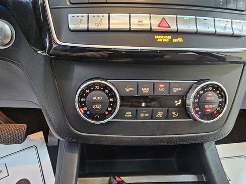 Used 2018 Mercedes-Benz GLS 550 4MATIC image 36