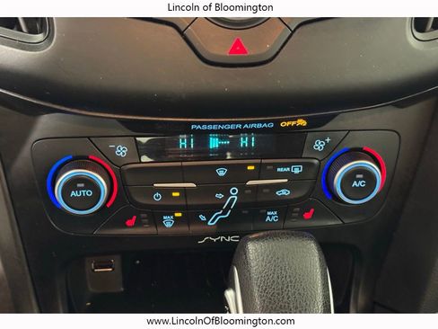 Used 2018 Ford Focus SE w/ Cold Weather Package image 37