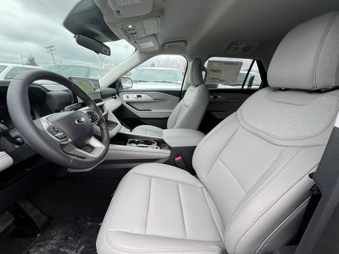 New 2026 Ford Explorer Active w/ Active Comfort Package image 13