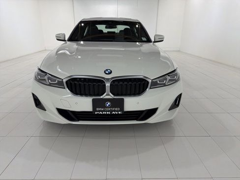 Certified 2023 BMW 330i xDrive Sedan w/ Driving Assistance Package image 8
