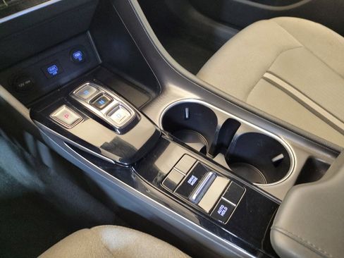 Used 2020 Hyundai Sonata SE w/ Cargo Package image 26
