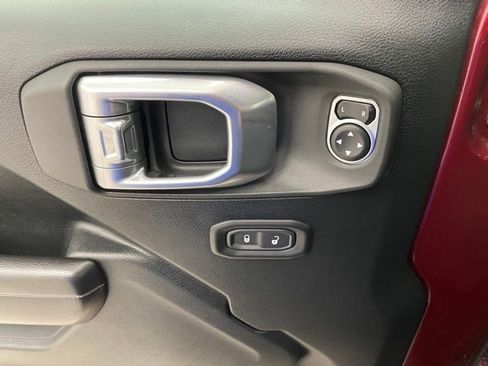 Used 2021 Jeep Wrangler Unlimited Sport AWD/4WD image 12