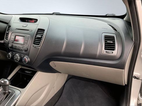 Used 2014 Kia Forte LX w/ Popular Package image 15