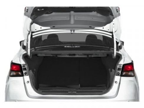 Used 2025 Nissan Versa SV w/ Trunk Package image 14