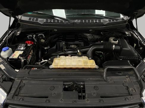 Used 2018 Ford F150 Lariat w/ Equipment Group 502A Luxury image 12