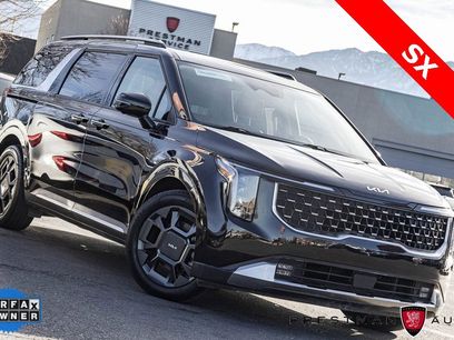 Used 2025 Kia Carnival SX