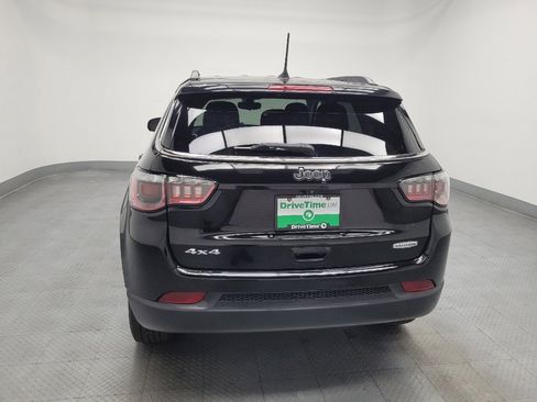 Used 2019 Jeep Compass Latitude w/ Cold Weather Group image 6