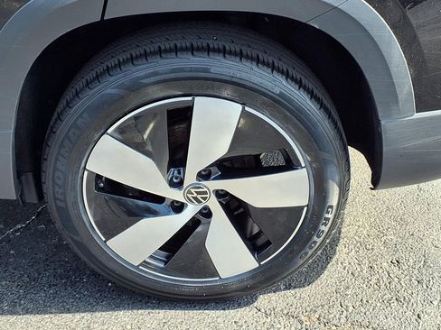 Used 2025 Volkswagen Taos S AWD/4WD image 23