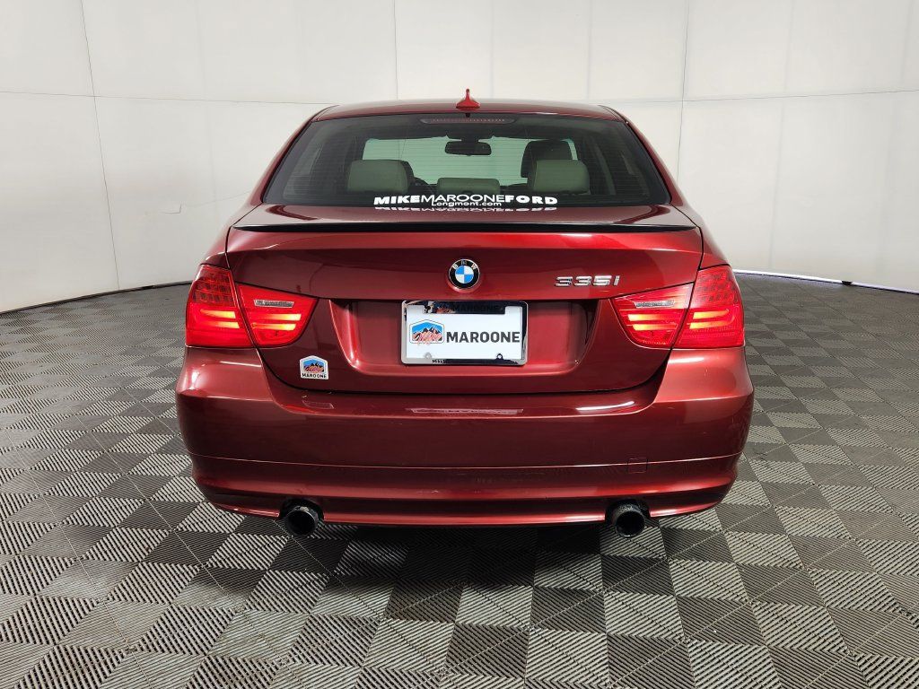 Used 2011 BMW 335i xDrive Sedan AWD/4WD image 6