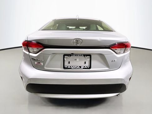 Used 2021 Toyota Corolla LE FWD image 6