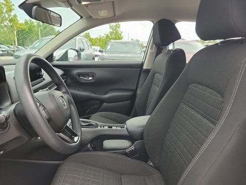 Certified 2025 Honda HR-V LX image 22