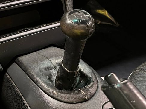 Used 1997 Porsche Boxster image 10