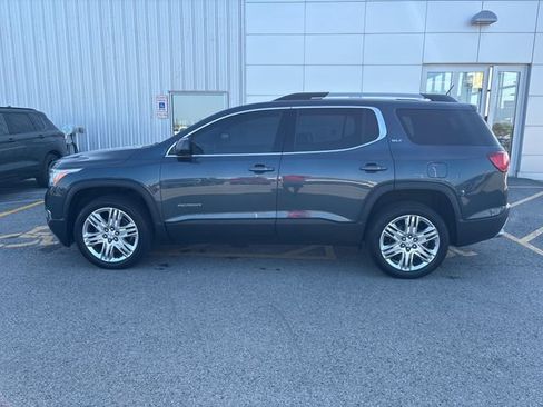 Used 2019 GMC Acadia SLT FWD image 2