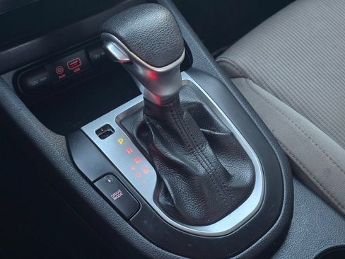 Used 2019 Kia Forte LXS FWD image 34