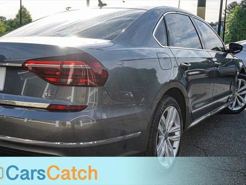 Used 2018 Volkswagen Passat 2.0T SE image 7